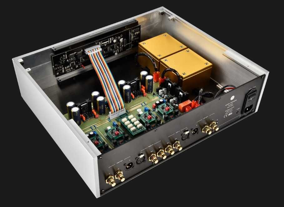 Kinki Studio EX-P7 e EX-M7 (conjunto pré-power)