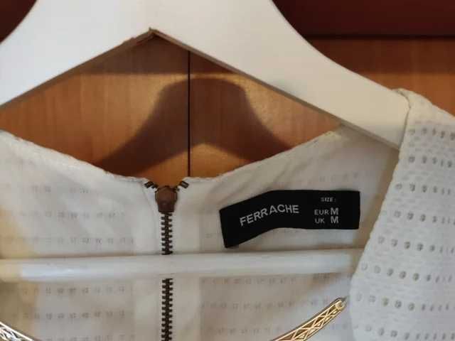 Vestido branco sem mangas