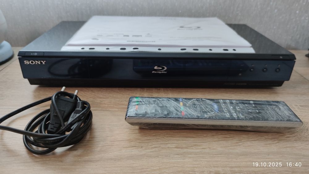 Blu-ray DVD плеер Sony BDP-S550 (Made in Japan)