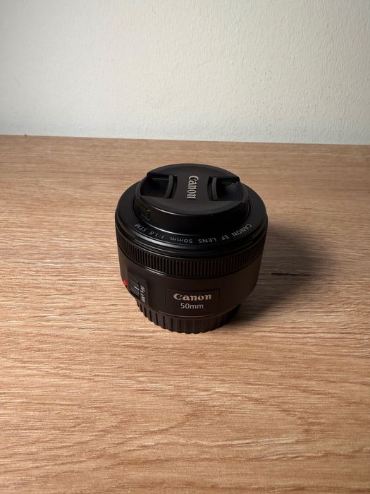 Câmara Canon EOS 200D – Kit completo