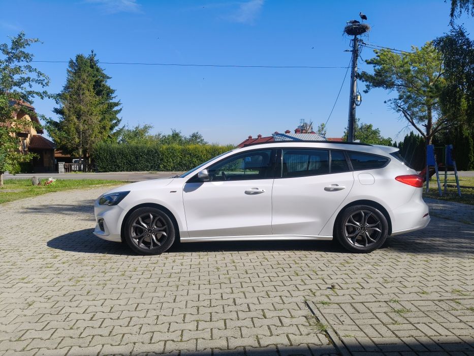 Ford Focus Mk4 ST-Line 1.5TDCI 120KM *2019**Led *Carplay * Keyles*NAVI"