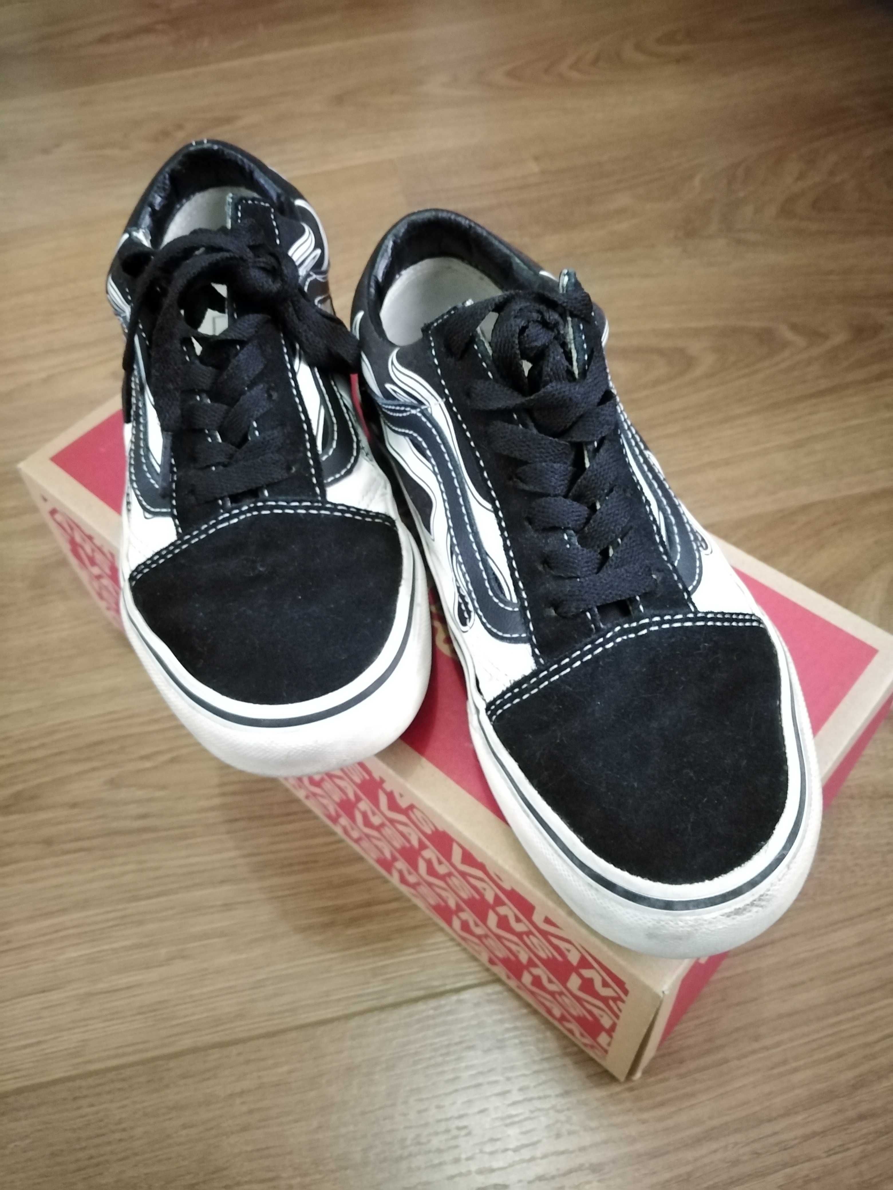Tenis sales vans chamas