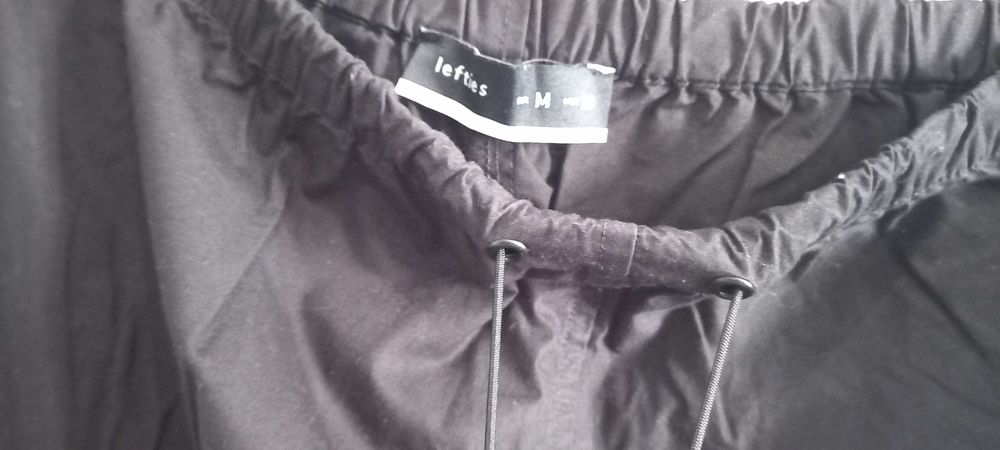 Saia preta comprida, com racha atrás - M/38 - Lefties