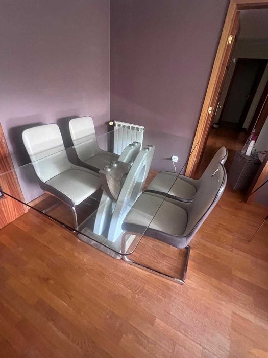 Mesa de vidro 6 lugares