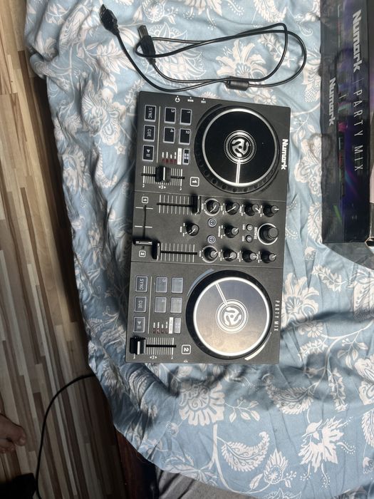 Konsola dj numark party mix