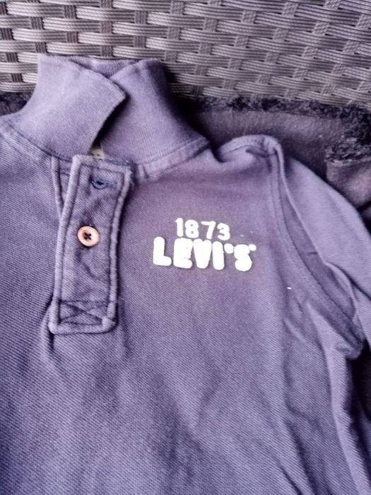 polo Levi's tamanho 5 anos