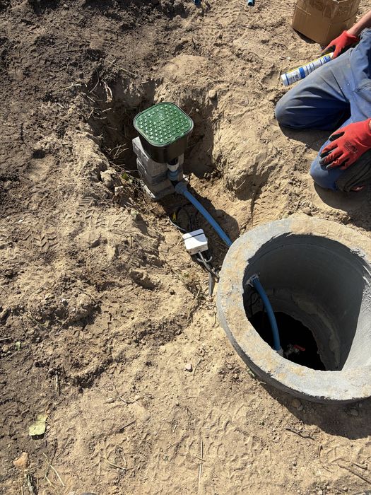 Zbiorniki na deszczówkę z podłączeniem pod rynny – montaż i instalacja