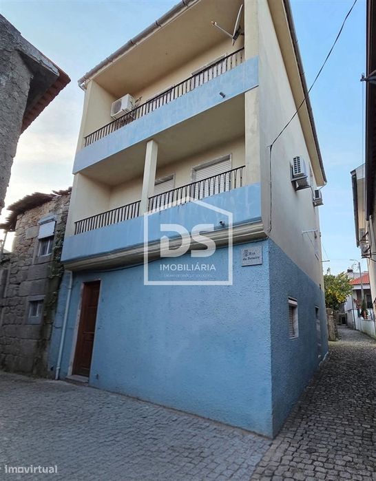 Moradia T3 Venda em Aricera e Goujoim,Armamar — Folgosa, Viseu