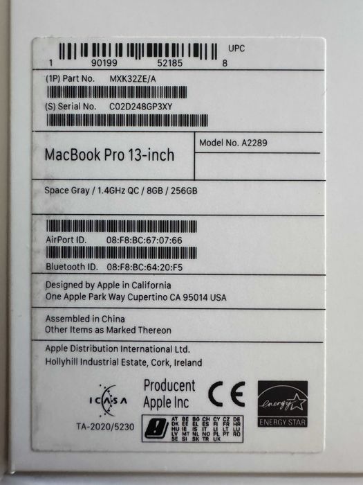 MacBook Pro 13" 2020 | i5 / 8GB RAM / 256GB SSD | Magic Keyboard