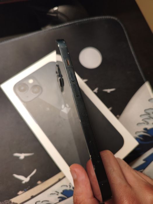 iPhone 13 - 128GB