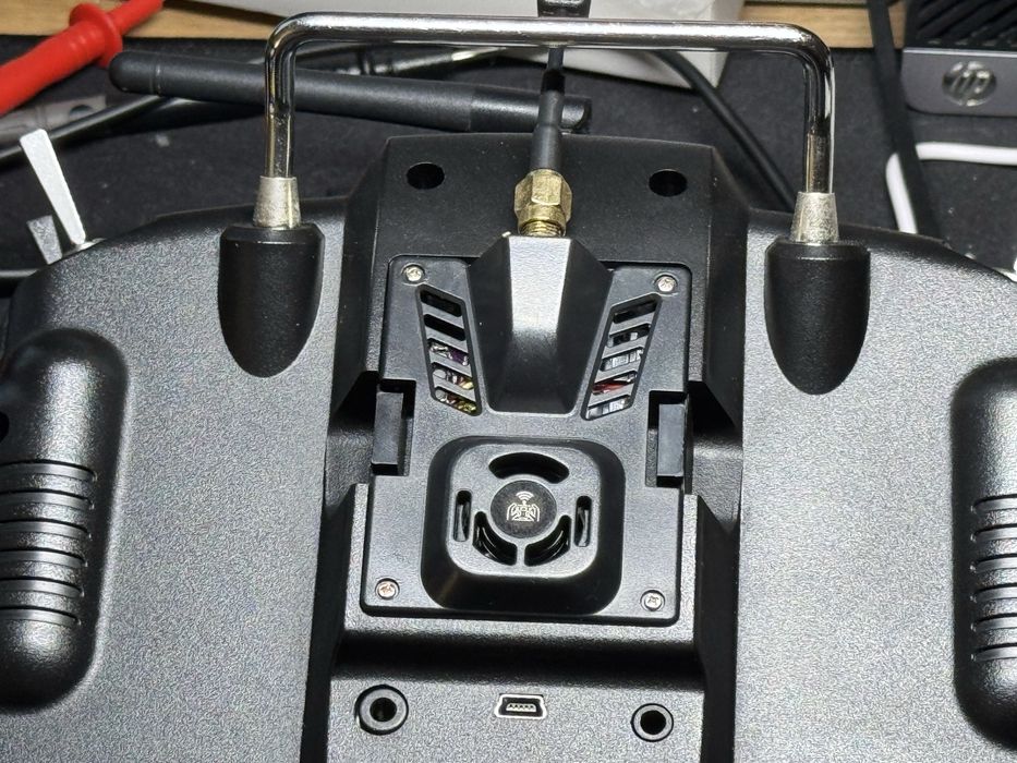 Nadajnik HappyModel ES24TX Pro 1000mW 2.4G ExpressLRS ELRS