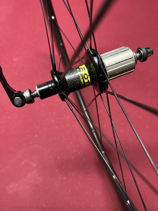 Roda traseira carbono Rothar 88