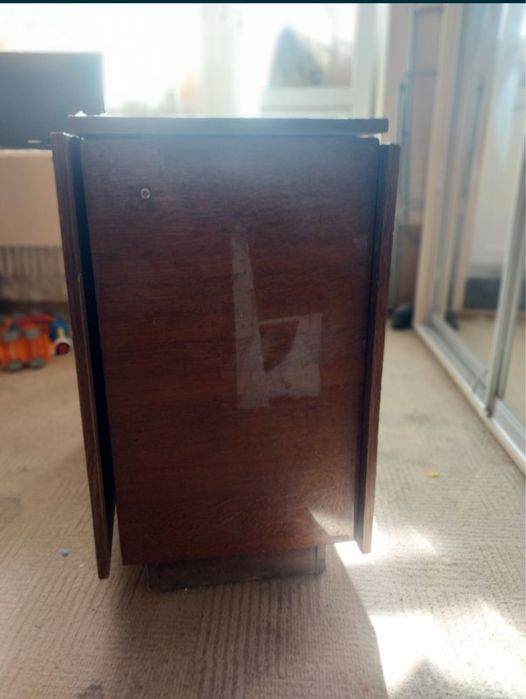 Продается стол раскладной