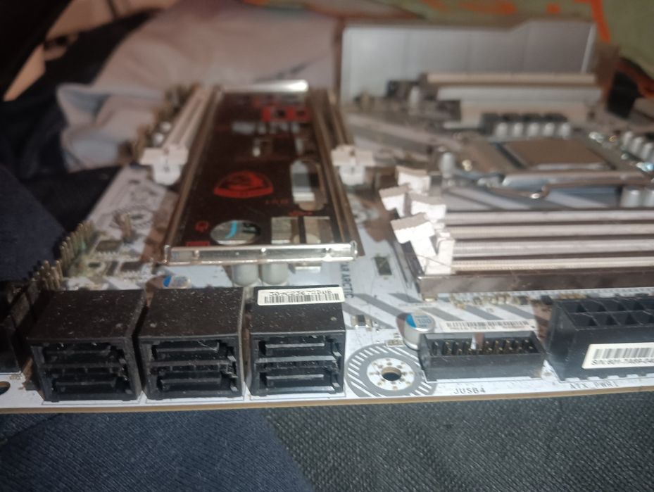 Motherboard msi b250m artic64738407031425120