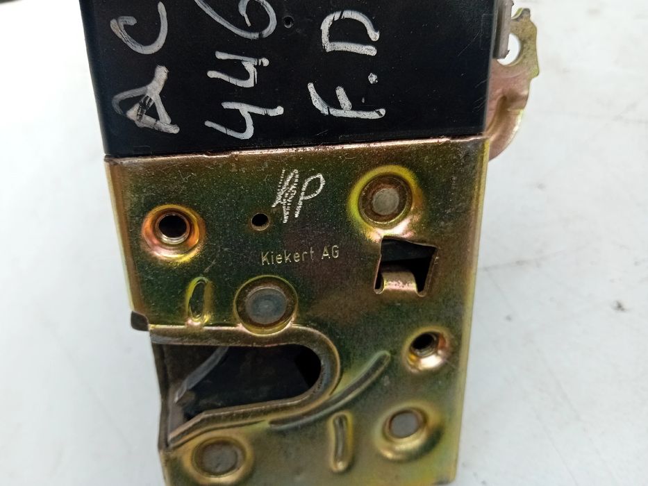 Fechadura / fecho porta frente direito CITROËN C5 II (RC_)