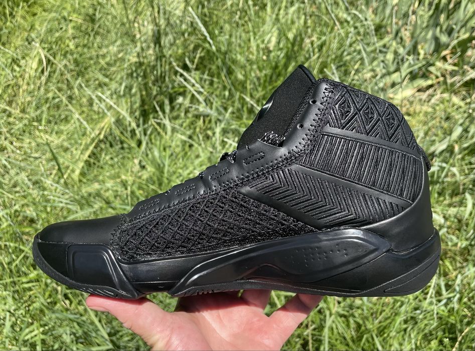 Баскетбольні кросівки Jordan 38 Triple black