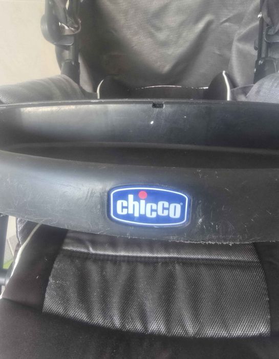 Stroller512087806927196163