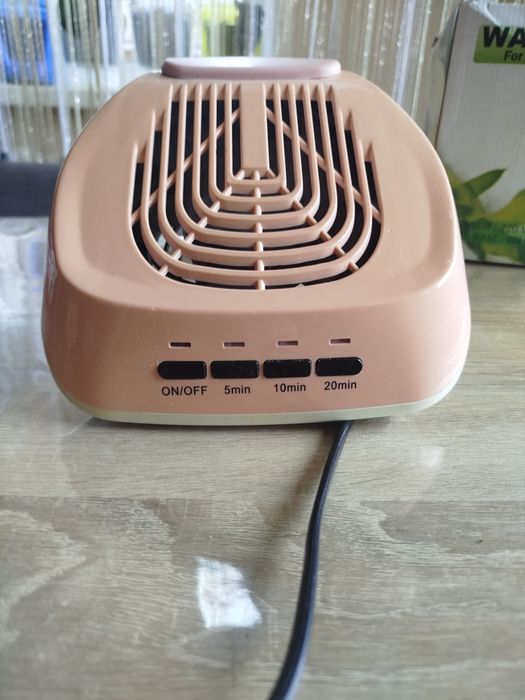 Витяжка для манікюру