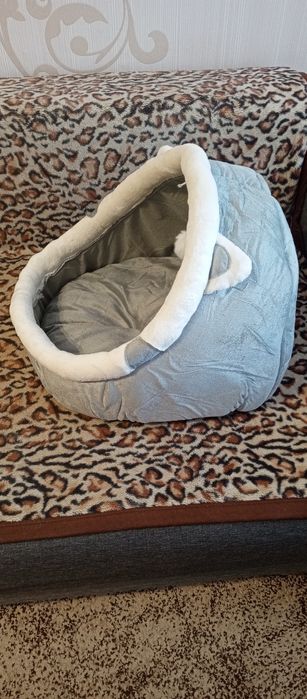 Домик для кошки...