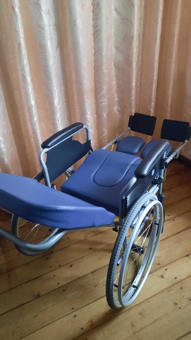 Інвалідний візок з туалетом Vermeiren 9300.(Бельгія) Стан нового + коробка  + ПОДАРУНОК!