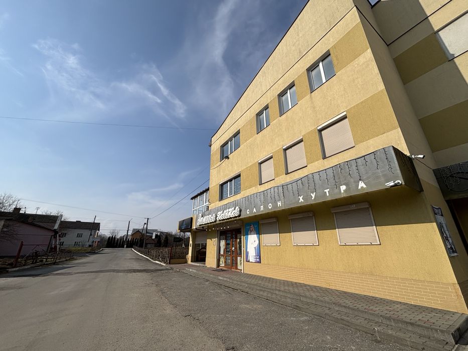 Продаж комерційного приміщення 300 м². Тисмениця. Бізнес. Мед. Центр