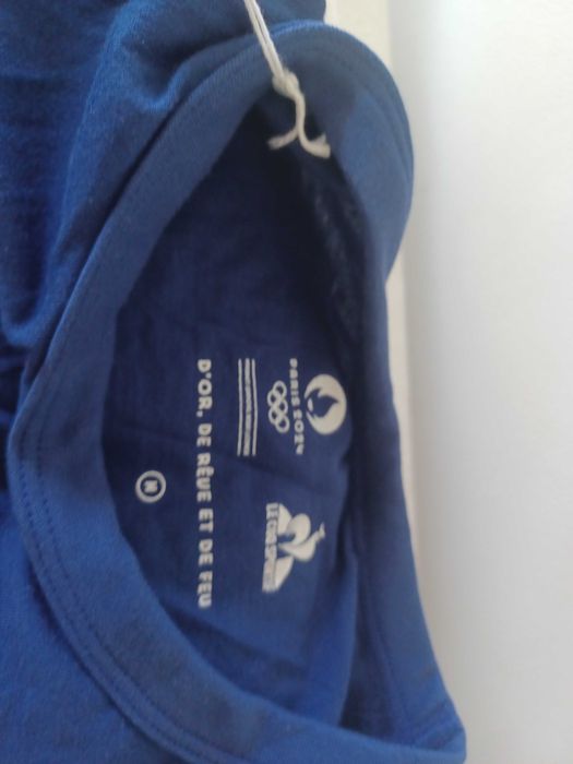 T-shirts novas com etiqueta