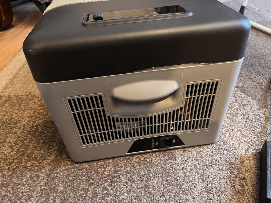 Lodówko zamrażarka kompresorowa turystyczna  samochodowa bluetooth usb