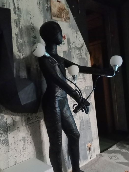 Sprzedam lampę do salonu lub dekoracja