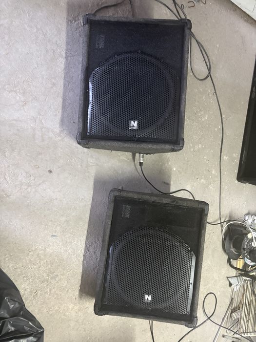 Amplificador 1200 watts + 2 monitores 400 watts cada um
