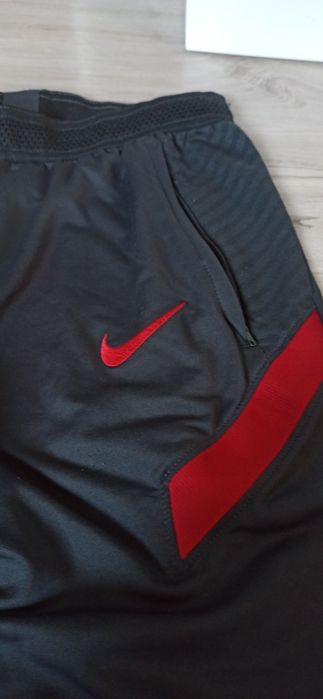 Spodnie dresowe dresy Nike L.F.C S