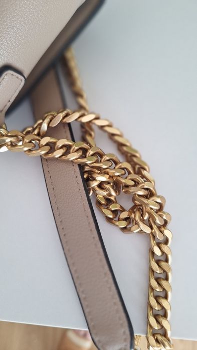 Torebka Pinko w pięknym beżu