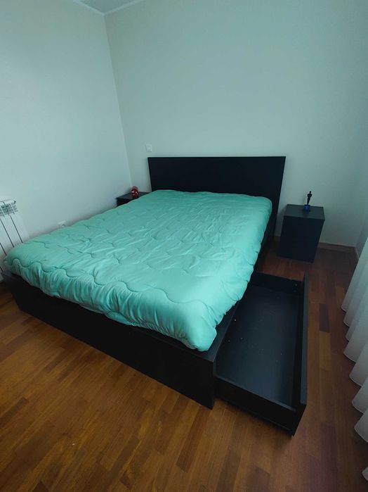 Cama Casal + Mesinhas Cabeceira - oferta colchão