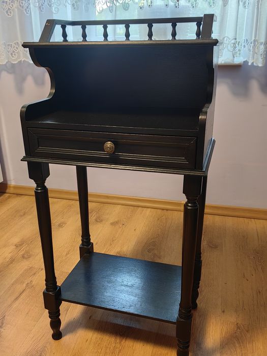 Stary gazetnik do sprzedania