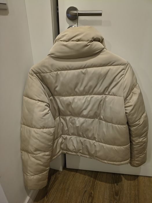 Casaco Puffer Stradivarius Bege – Acolchoado – Tam. M – Muito Quente