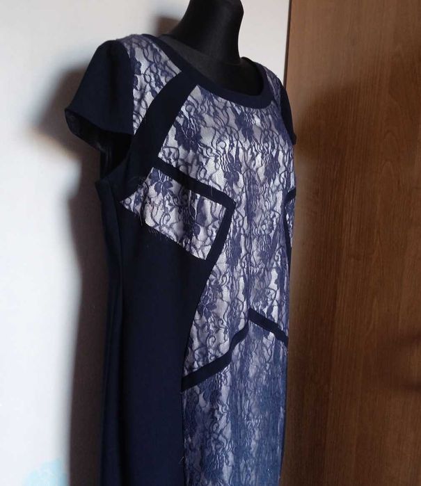 Wizytowa sukienka granat koronka r. 48/50
