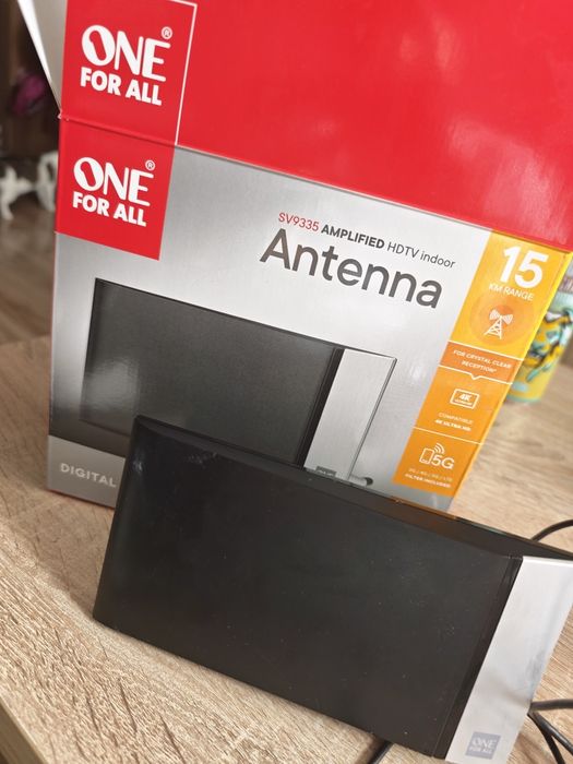 Antena pokojowa one for all