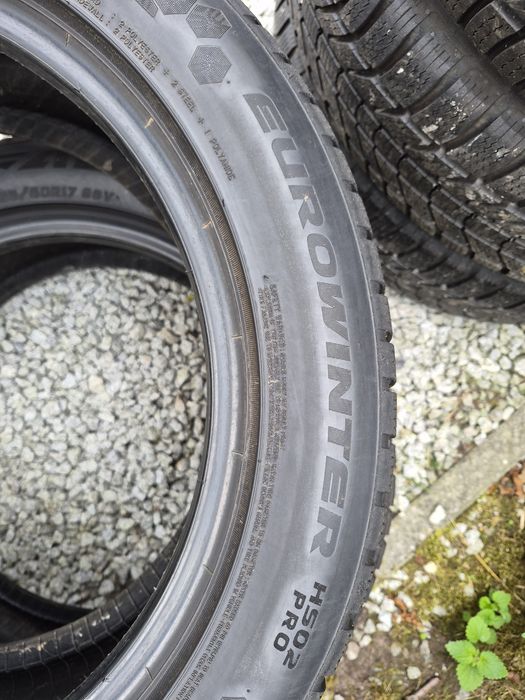 Opony zimowe Falken EuroWinter HS02 Pro,2 sztuki 225/50/17