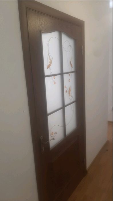 Продам міжкімнатні двері