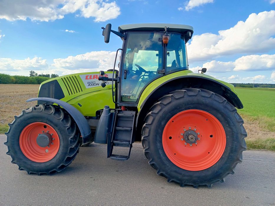 Axion 820 sprowadzony wiem przód pneumatyka