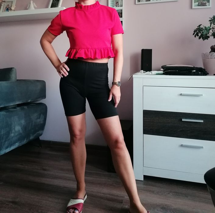 Bluzka z falbanką czerwona damska S