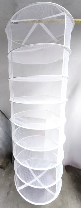 Rede suspensa para arrumação