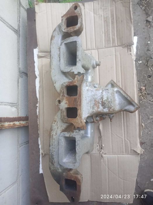 ГАЗ-21 Волга головка блока цилиндров новая,коллектор впускной и выпуск