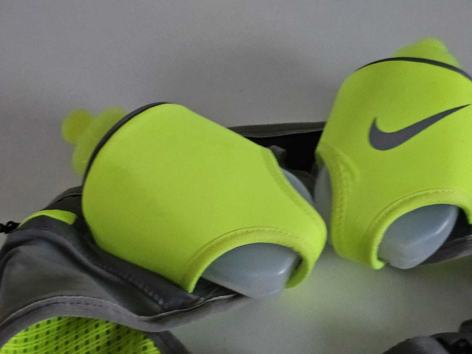 Nike Double Flask Belt pas do biegania z bidonami