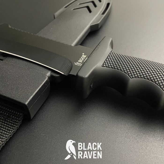 Туристичний ніж Predator