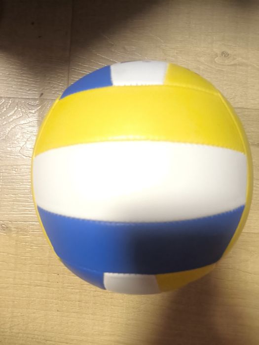 Волейбольний мя'ч