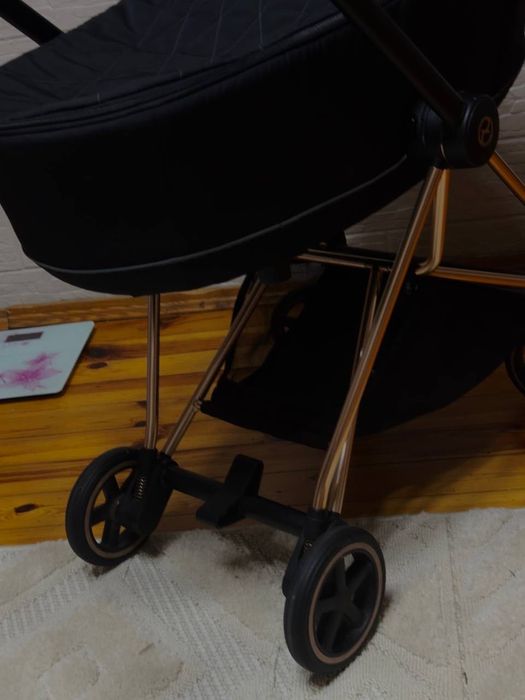 Cybex Mios 4.0 люлька Deep Black / шасі Rose Gold
