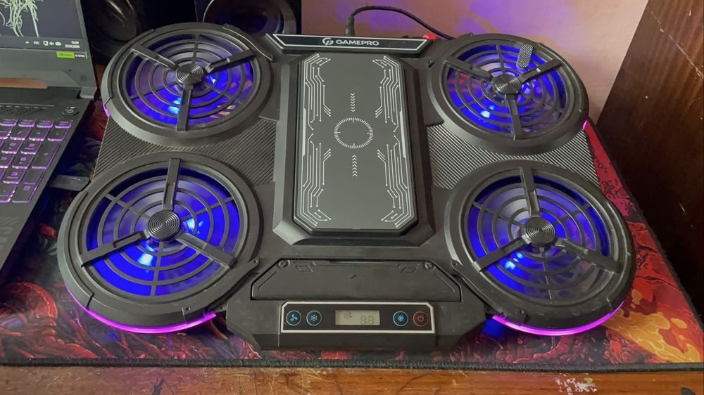 ігрова підставка для ноутбука gamepro cp1450