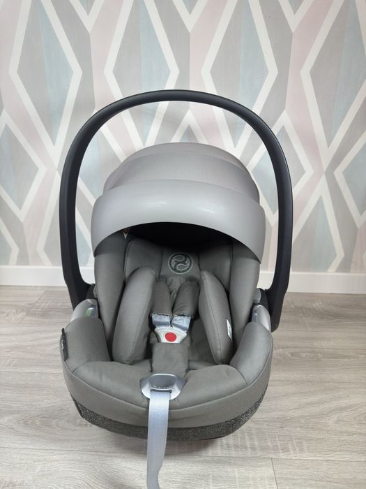 Автокрісло Cybex cloud T