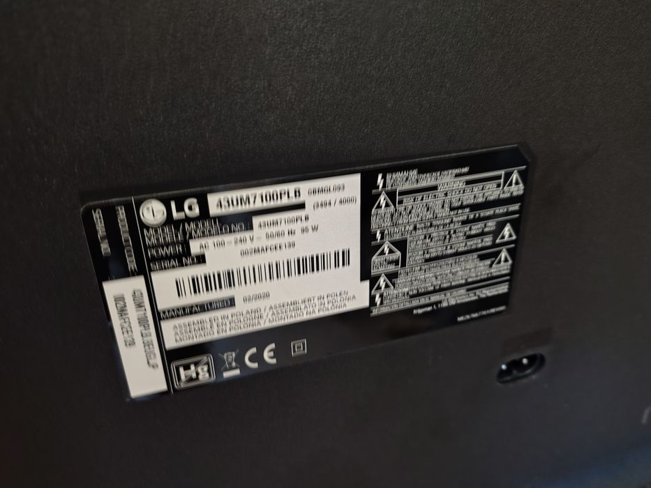 LG 43" 4K  LED Smart TV Netflix YouTube DVB-T