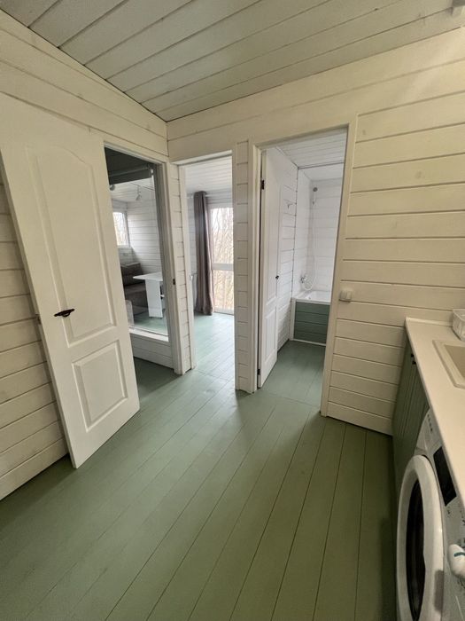 2-кімнатна квартира-котедж в центрі з видом на ліс